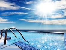 按摩SPA、電視~還有無邊無際!私家泳池選它就夠了