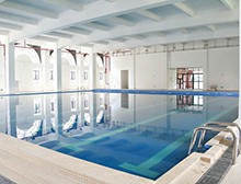 恒溫泳池設(shè)備有哪些分類？都有哪些特點(diǎn)？