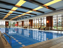 游泳池的恒溫設(shè)備，如何維持泳池水溫不變？