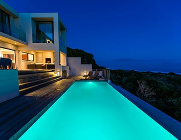 泳池三集一體恒溫恒濕設備如何實現恒溫除濕？