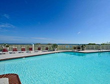 露天游泳池水處理設備大概多少錢？看看你買貴了沒