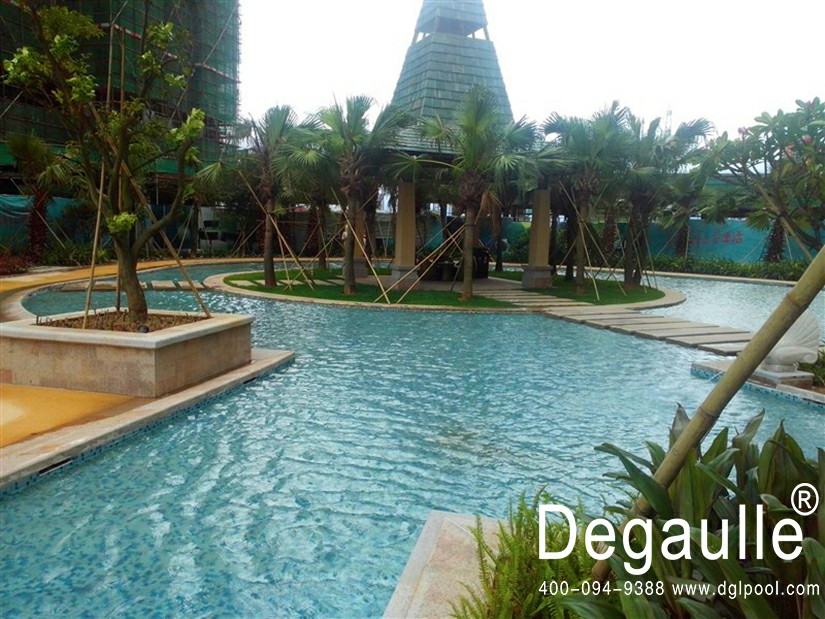 別墅泳池水處理設備選擇不妨看一下地埋式一體機！——戴高樂泳池設備