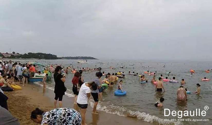 戴高樂泳池設備