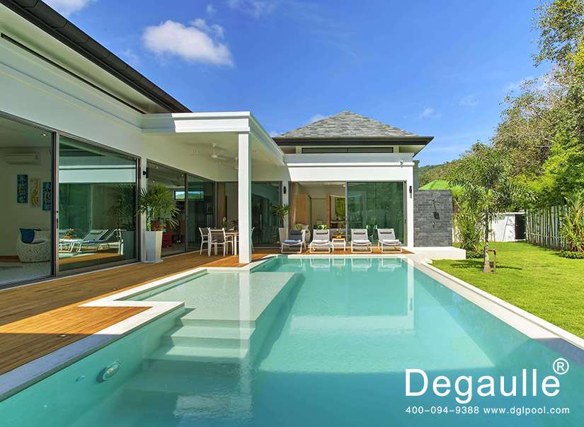 別墅無邊游泳池設備