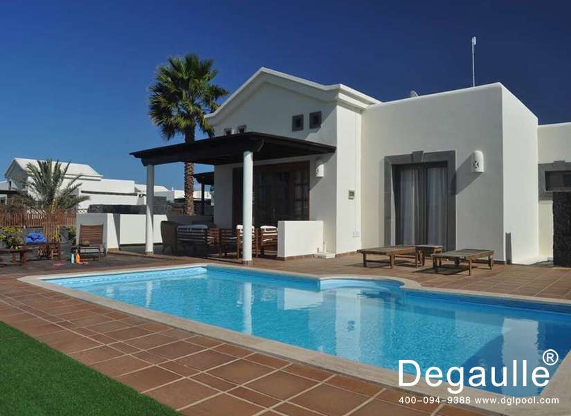 室外別墅游泳池設備