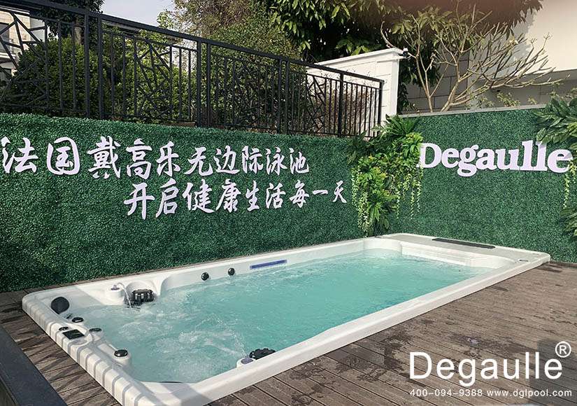 戴高樂無邊際泳池