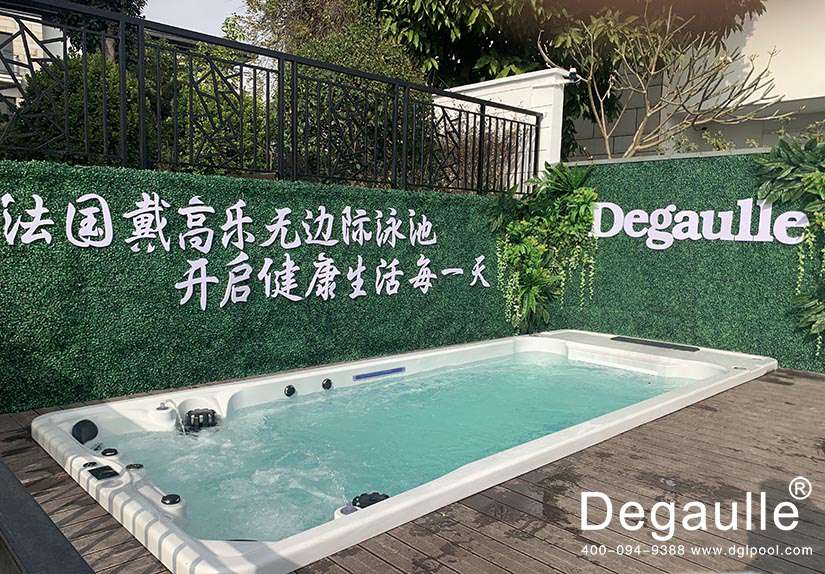 戴高樂無邊際泳池