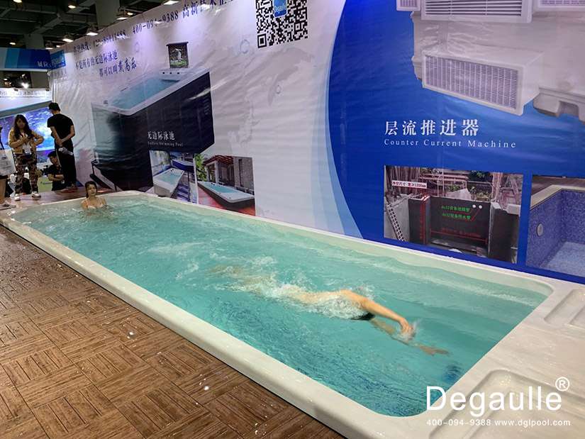 戴高樂無邊際泳池