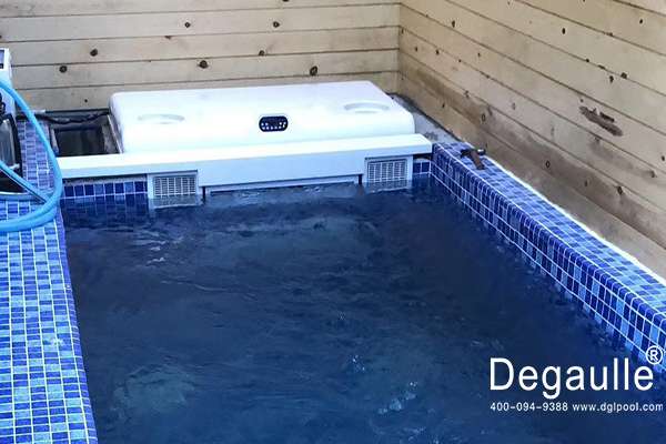 無邊際泳池設(shè)備廠家